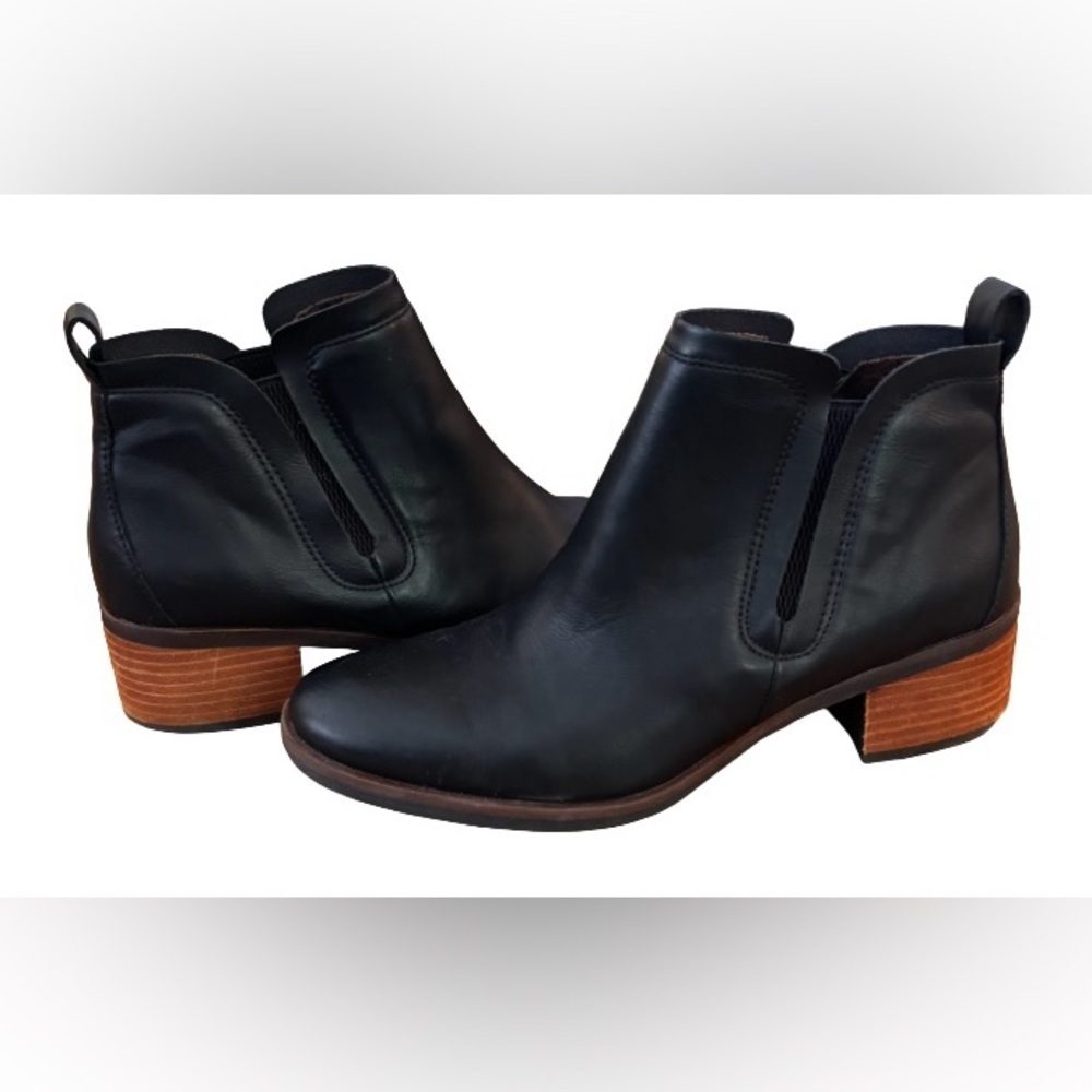 Korks leather blk slip on ankle boots w 1.5” block heel SZ 7.5 goth casual